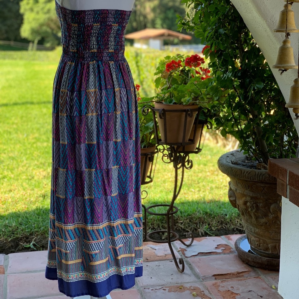 Dress - Picture 2 of 6